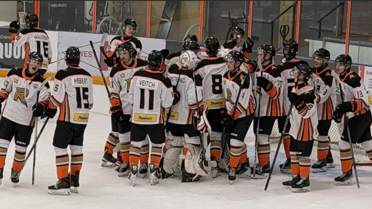 Castlegar Rebels come out on top of their second regular season match against the Creston Thunder. Two empty net goals and a hat trick by #27 Reed proves to be too much....final score 8 to 5